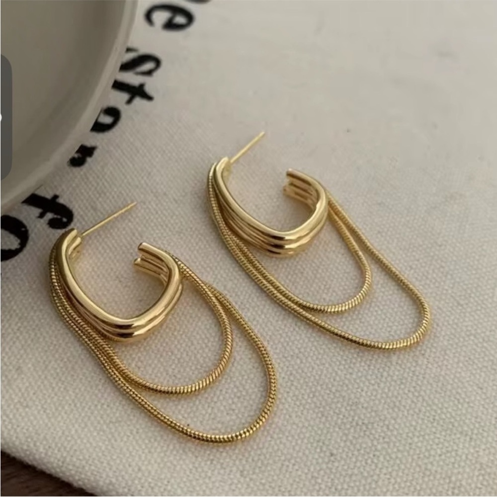 Seraphina Dual Chain Hoop Earrings - Picture 2 of 4